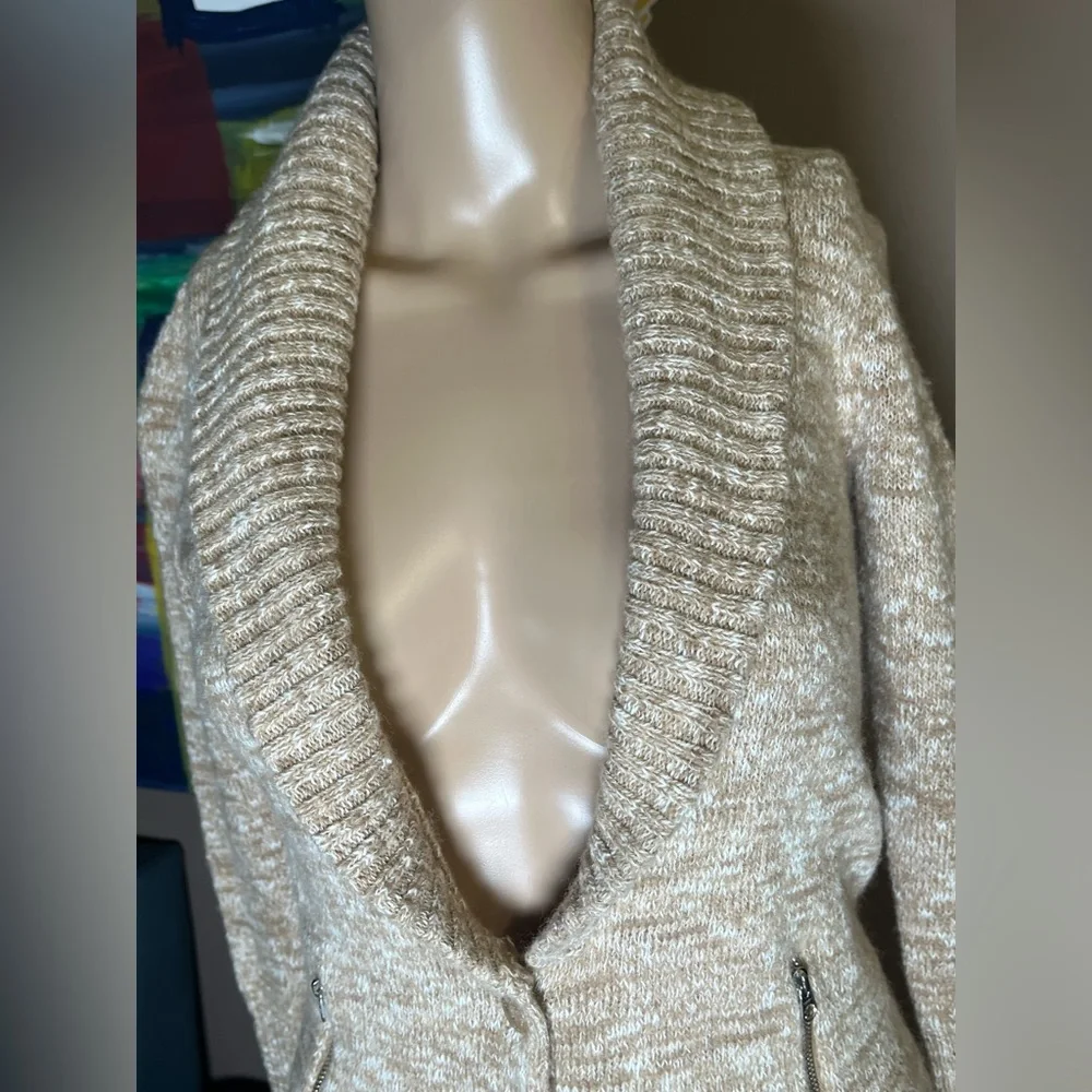 J. Crew Sweater Women’s Size XS Tan